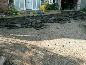 before-gravel-drive-to-block-driveway-01